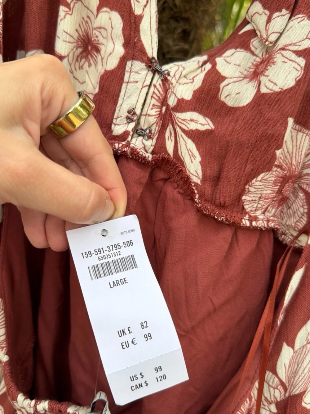 Abercrombie & Fitch silhouette base print