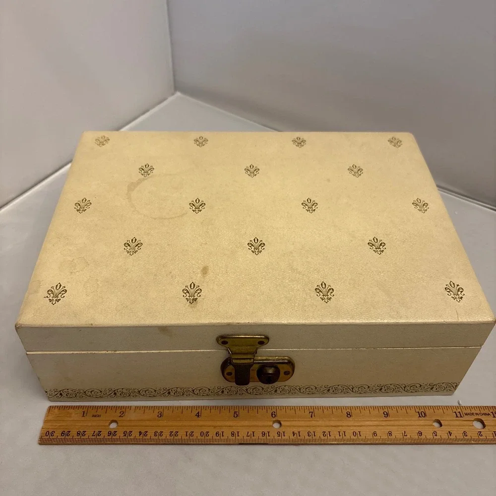 N/A vintage ivory