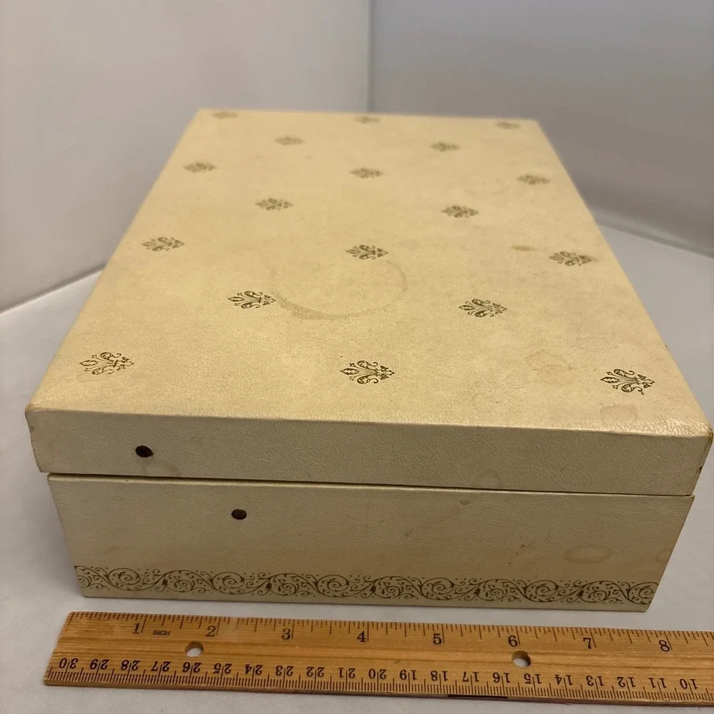 N/A vintage ivory