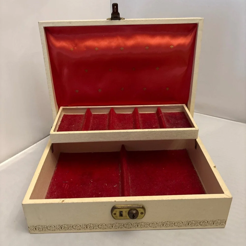N/A vintage ivory