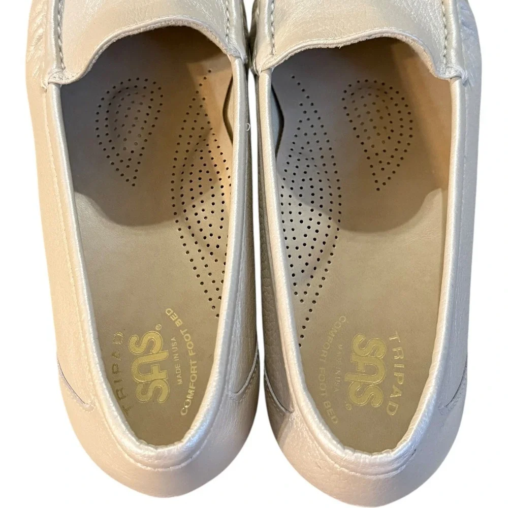 SAS simplify moccasin