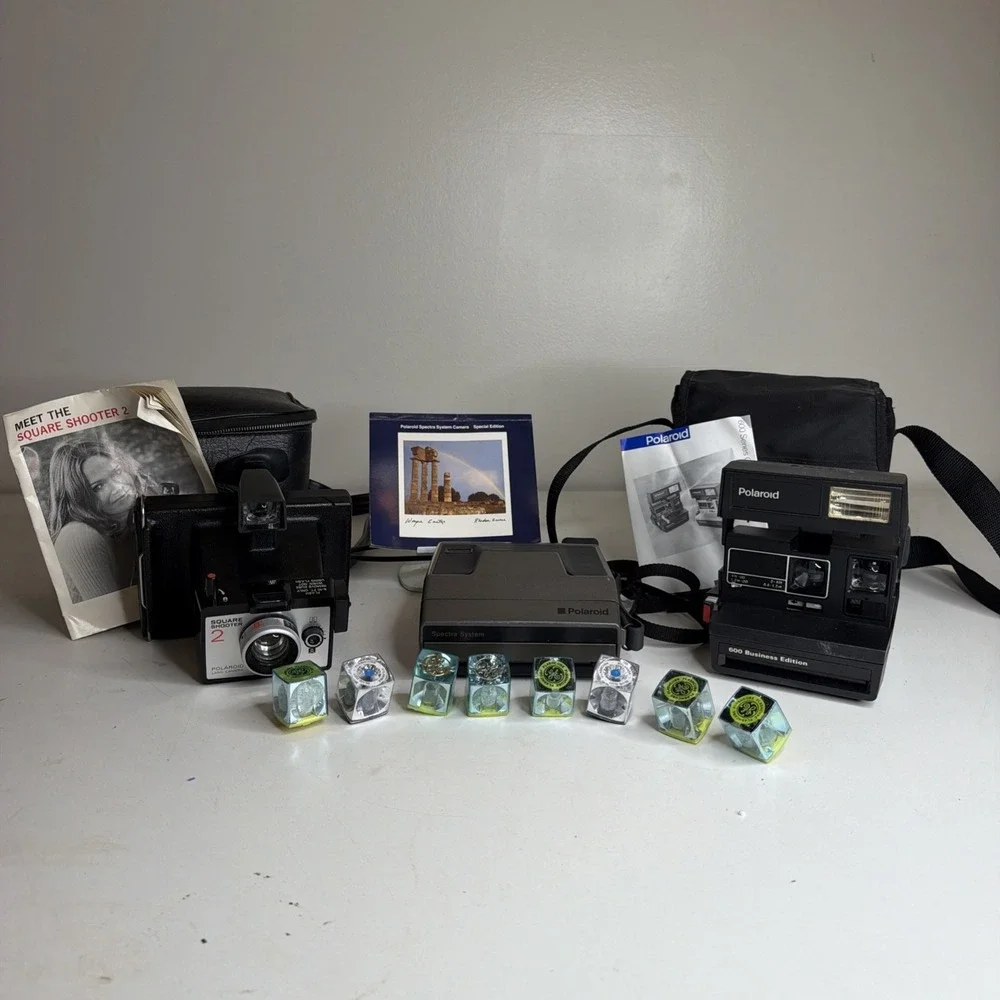 3x LOT Polaroids Square Shooter 2, 600 Business Ed, Spectra System, Flashcubes