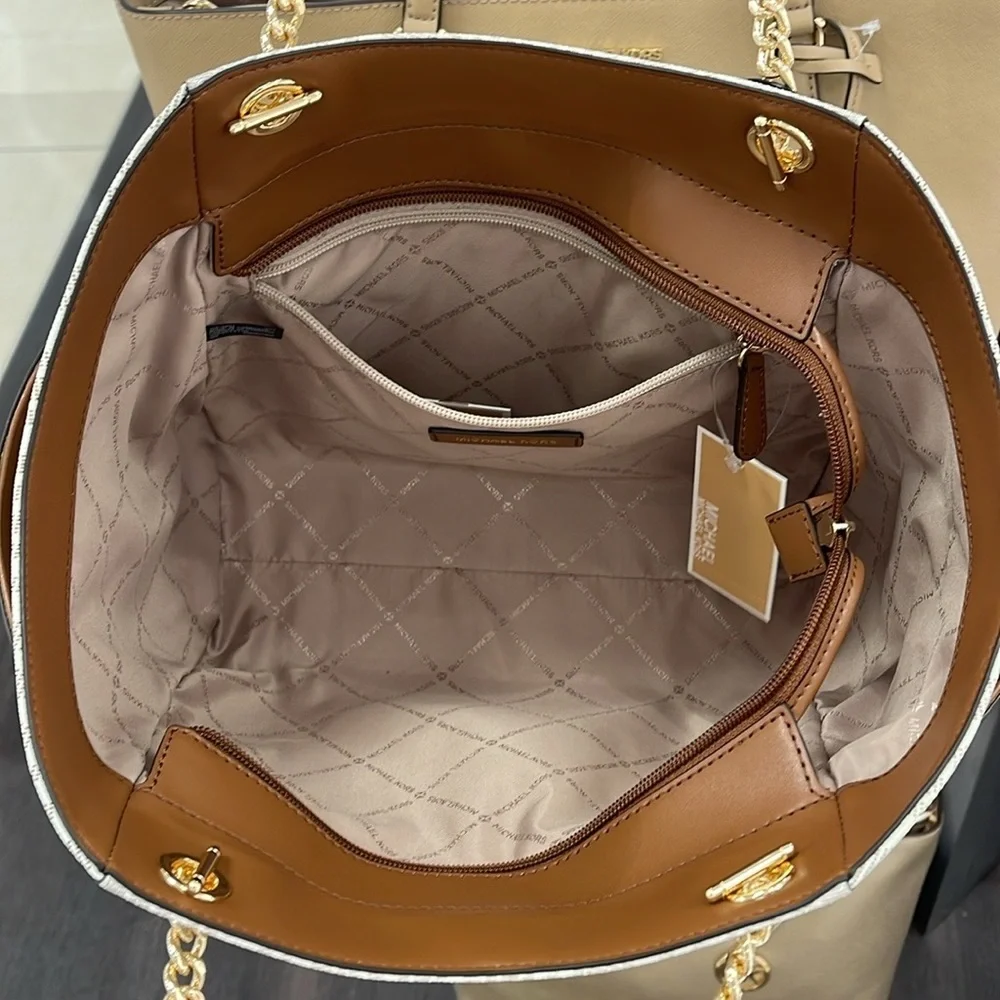MICHAEL KORS LG CHAIN SHOULDER TOTE VANILLA