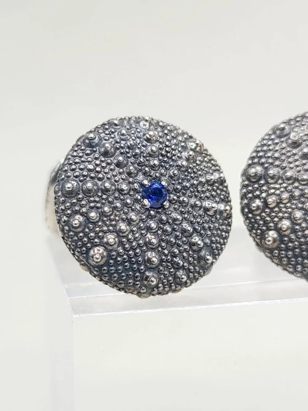 David Yurman Sea Urchin Cufflinks w/ Blue Sapphire & 18K Yellow Gold - RARE