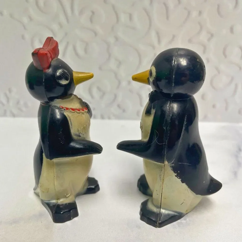 Vintage 1950's Advertising Salt & Pepper Set 'Millie & Willie' for KOOL