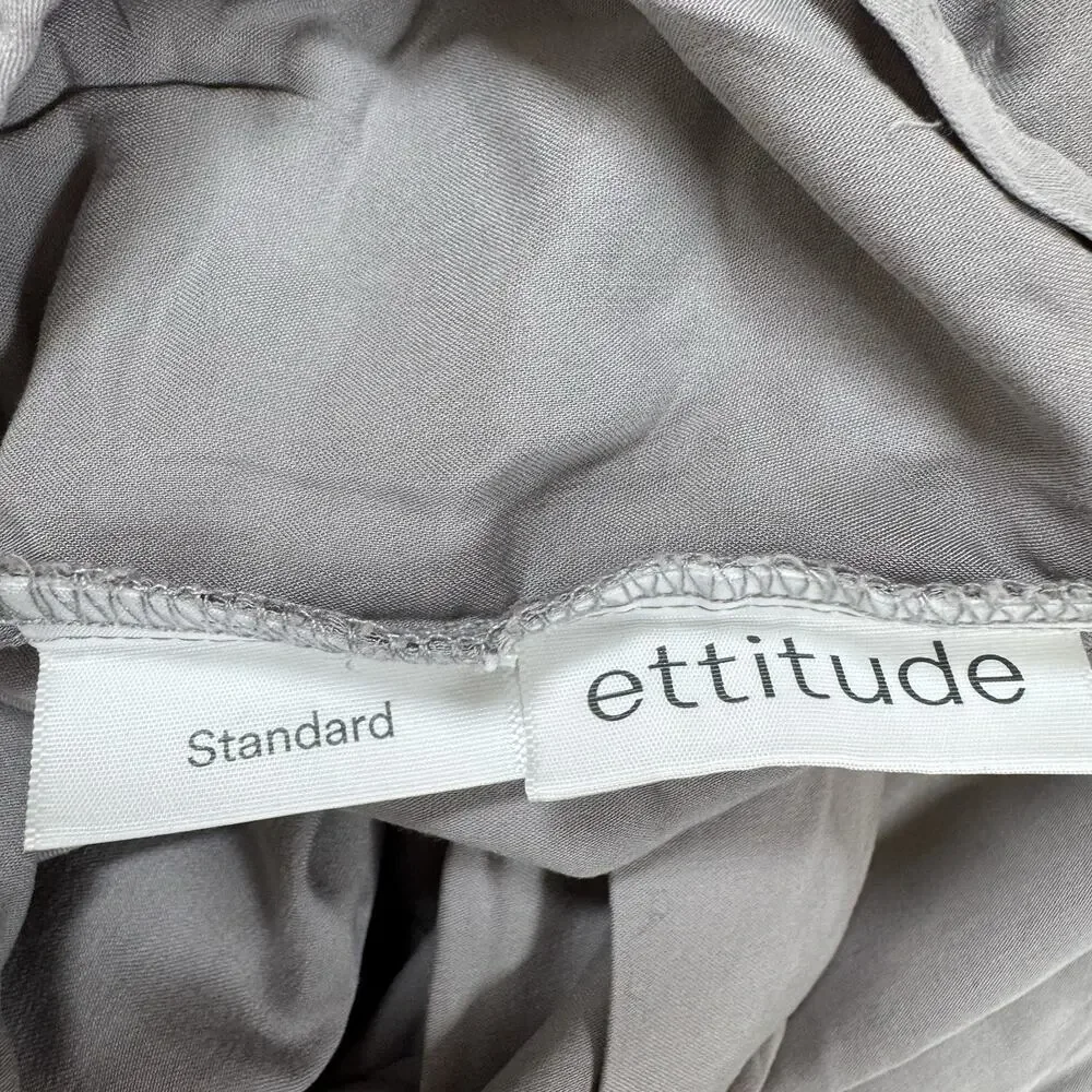 Ettitude couple small