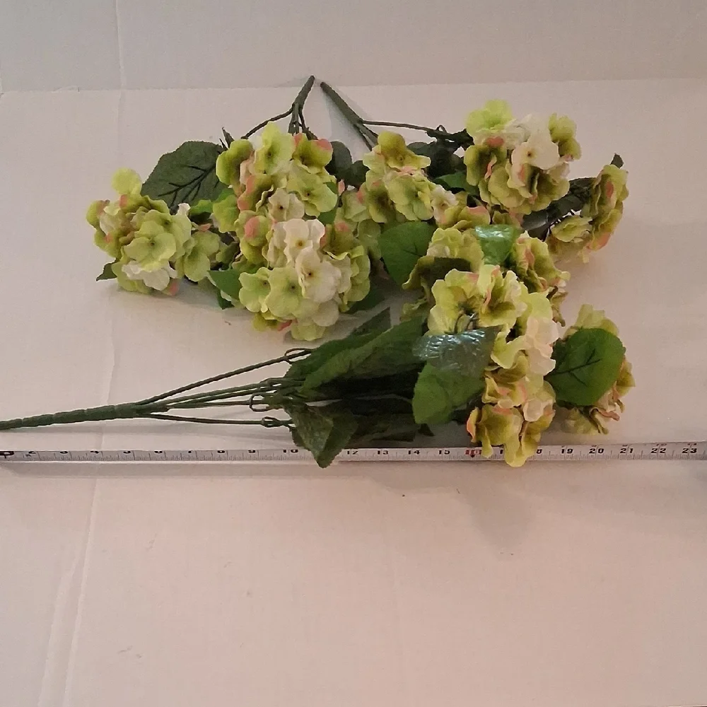 N/A beautiful green