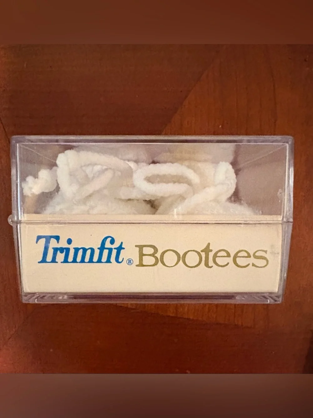 NWT VINTAGE 1970’s Off-White Baby Booties with Original Box, Size 0-3 mo