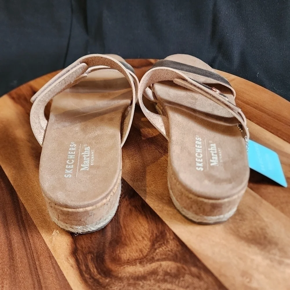 NWT Martha Stewart: Breeze- Shiny Luster Women's Size 11.