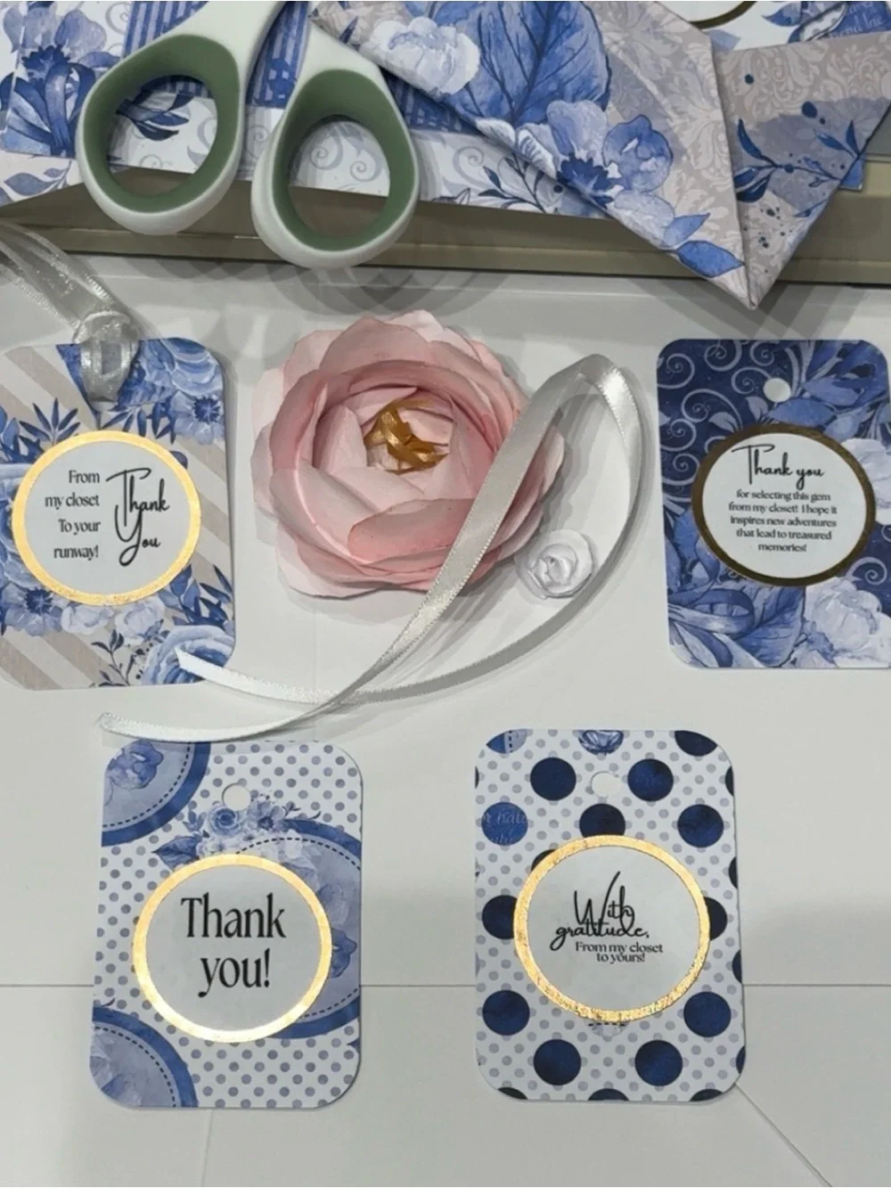 N/A set decorative
