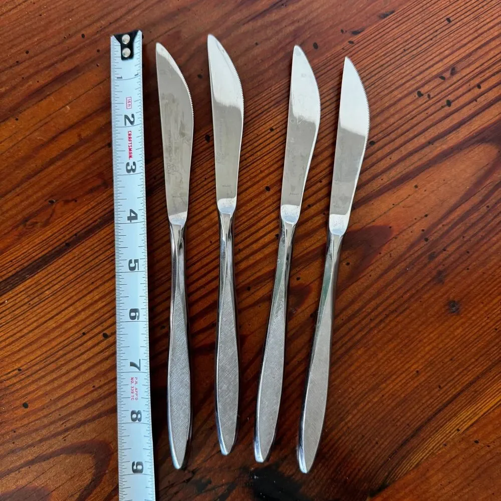 Ekco 36 pieces