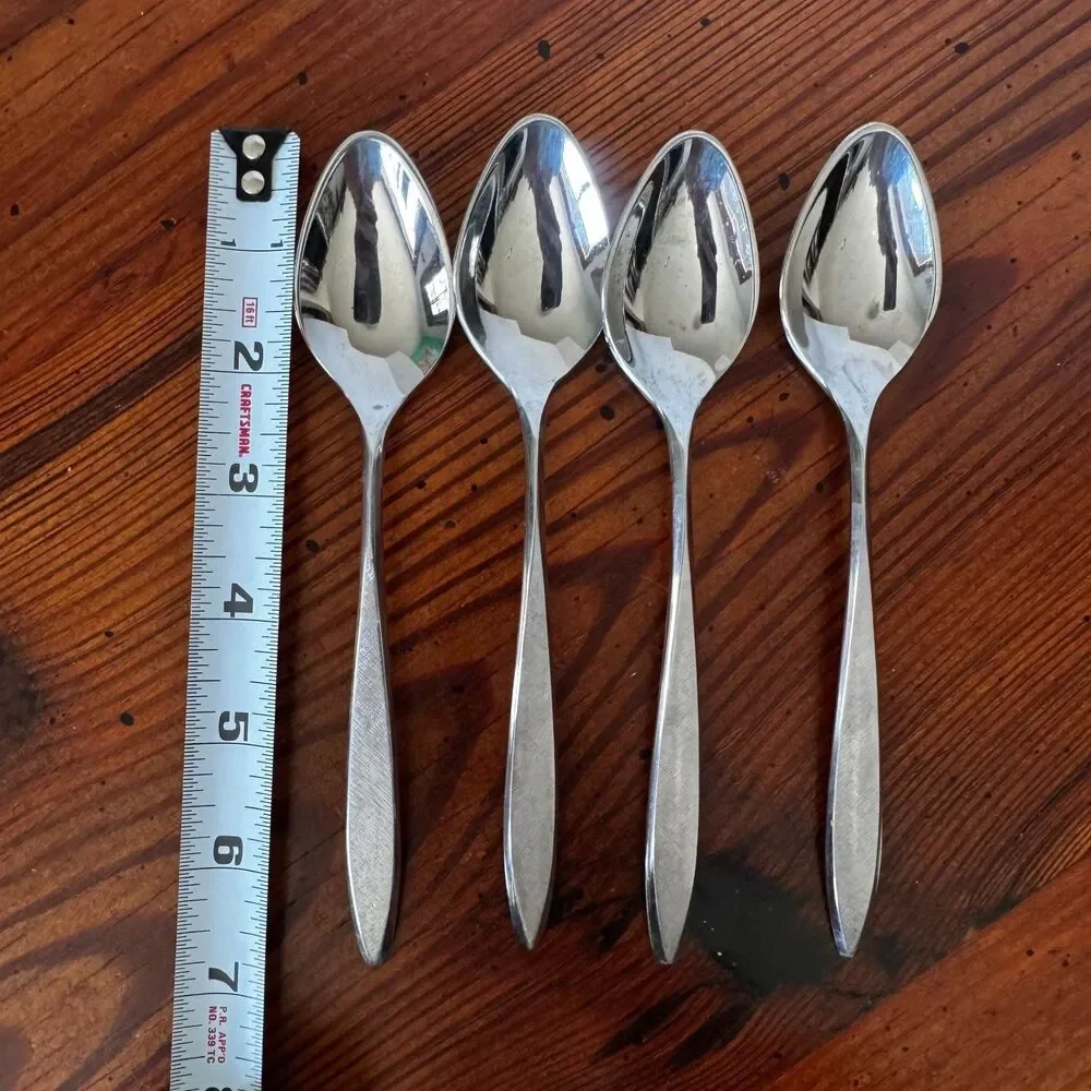 Ekco 36 pieces