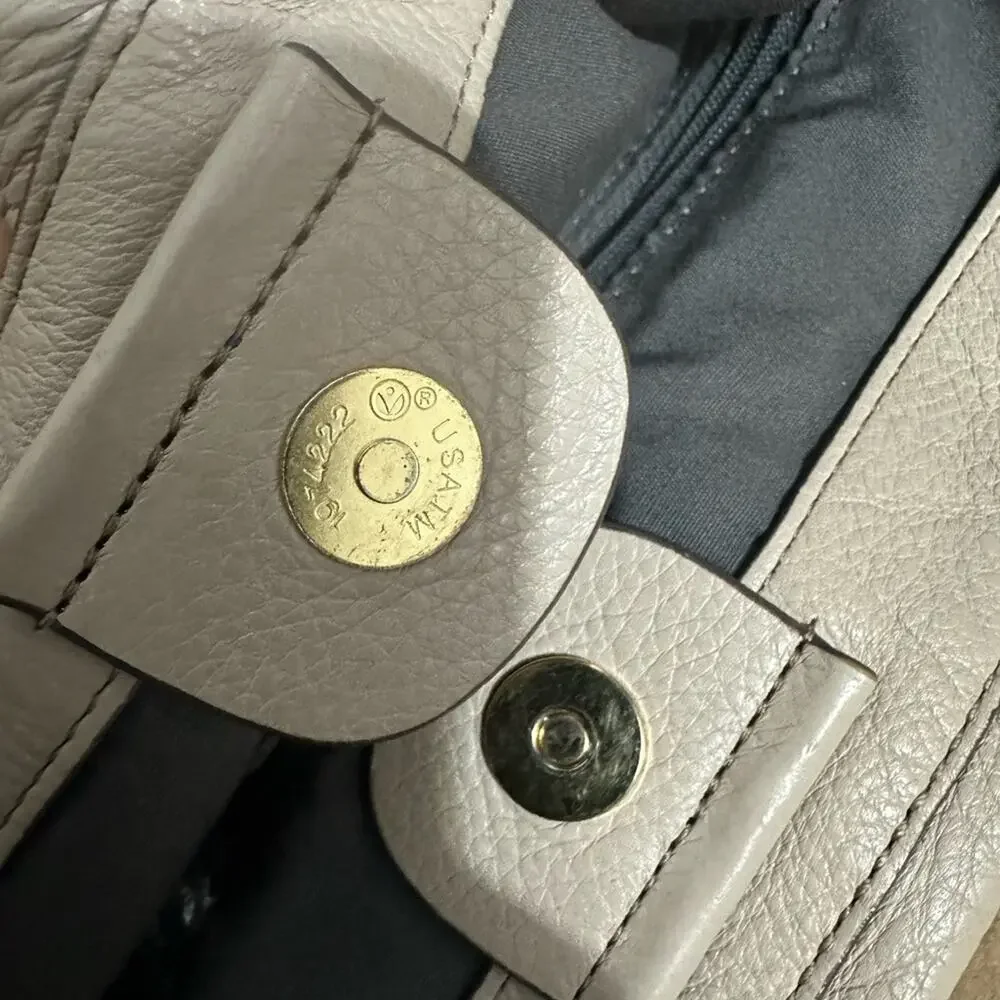 Marc Jacobs beautiful free 12”
