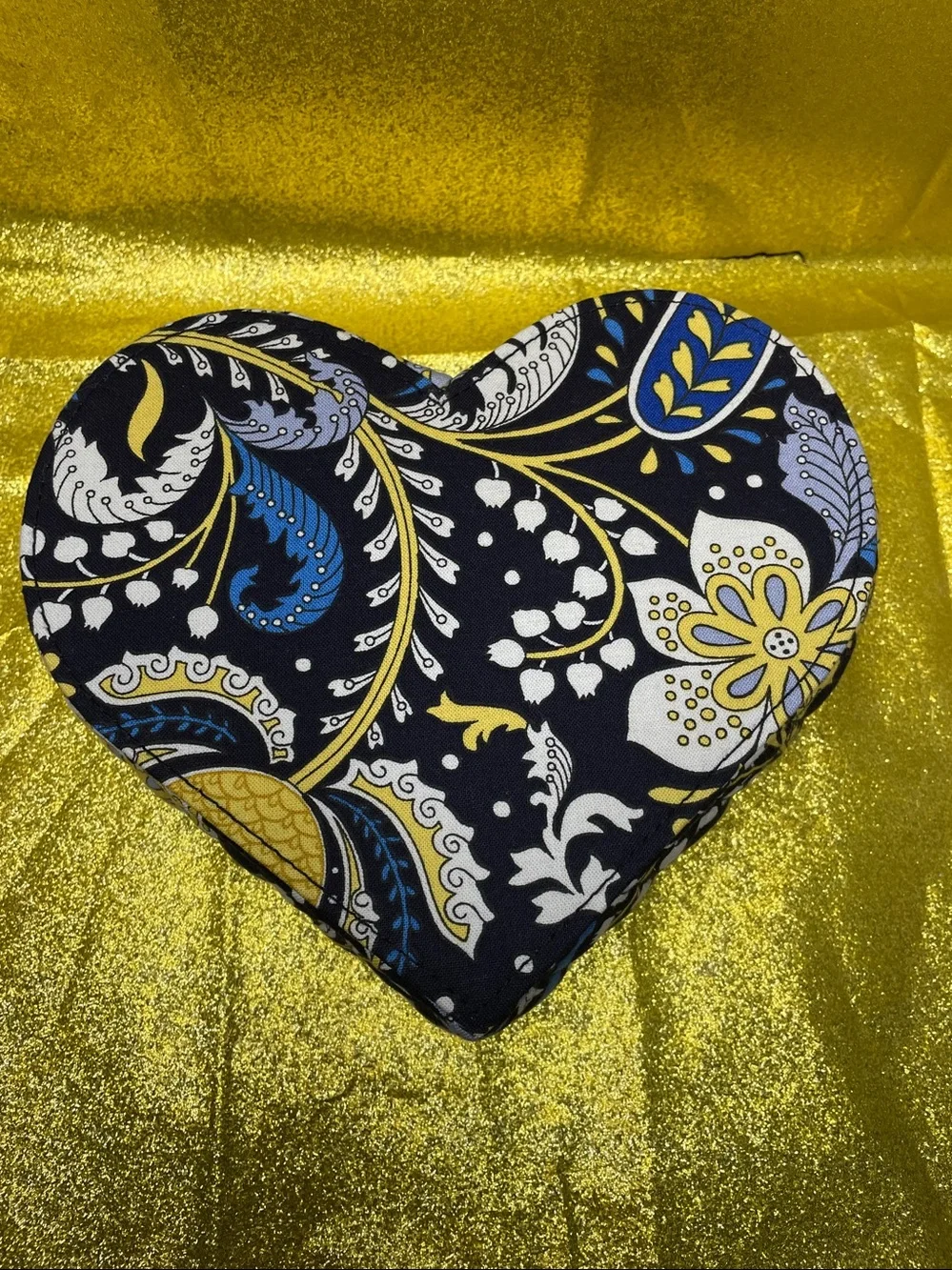 Vera Bradley retired vera
