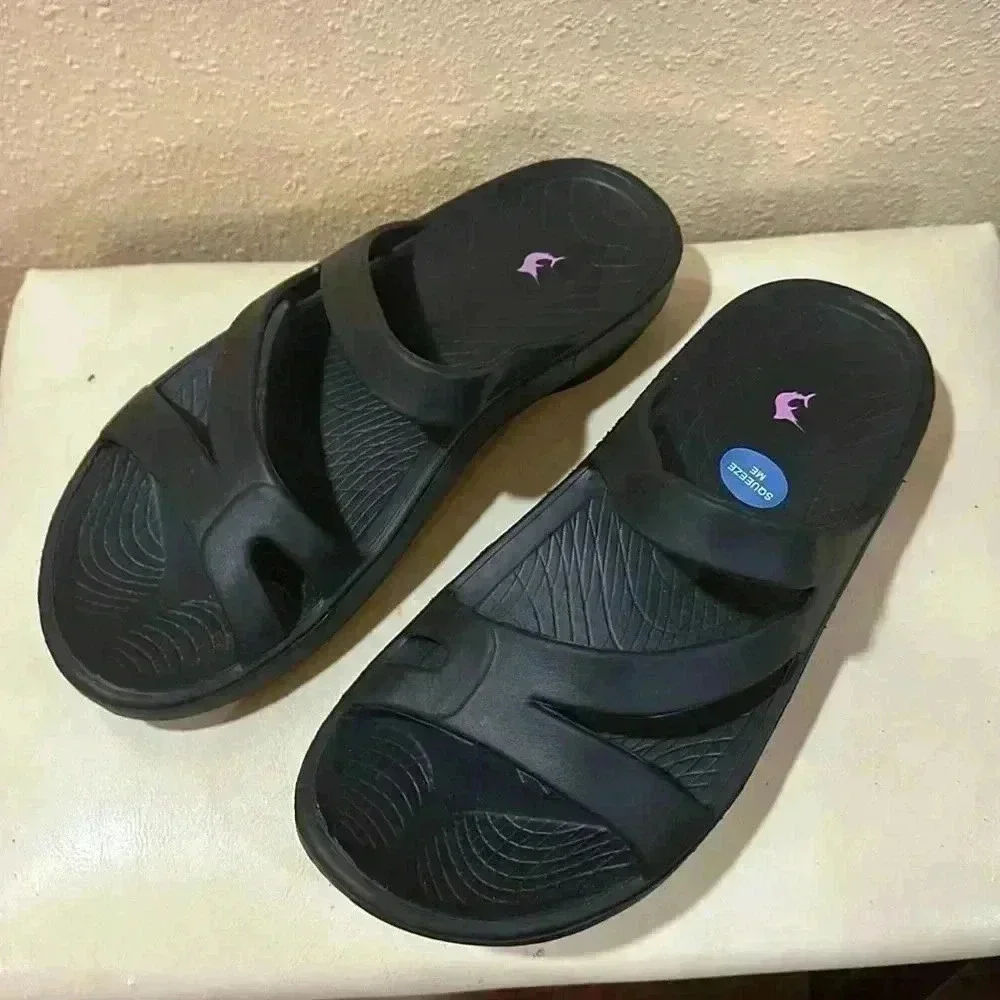 Real legends, rubber slides, size 8