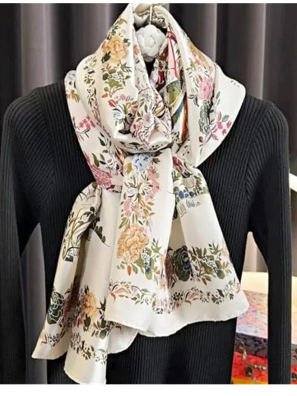 N/A elegant silk