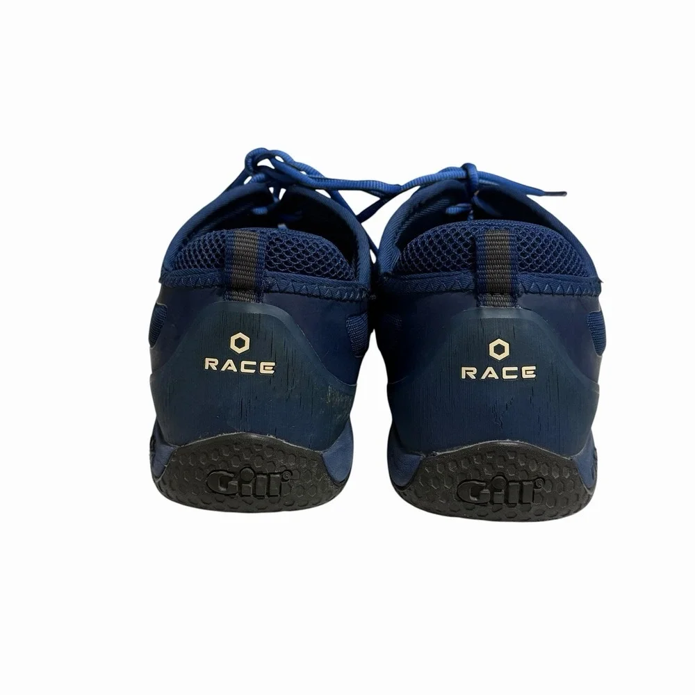 Gill race trainer