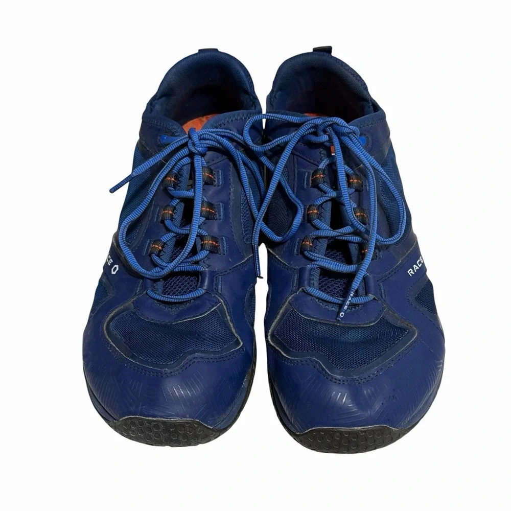 Gill race trainer