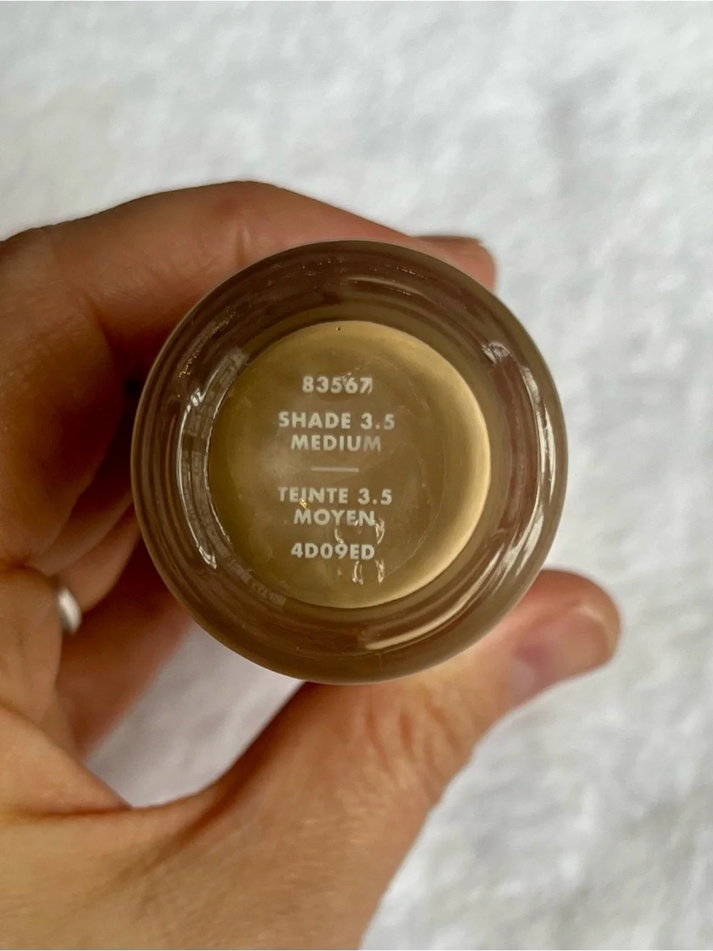 e.l.f. Halo Glow Liquid Filter - Medium, #3.5
