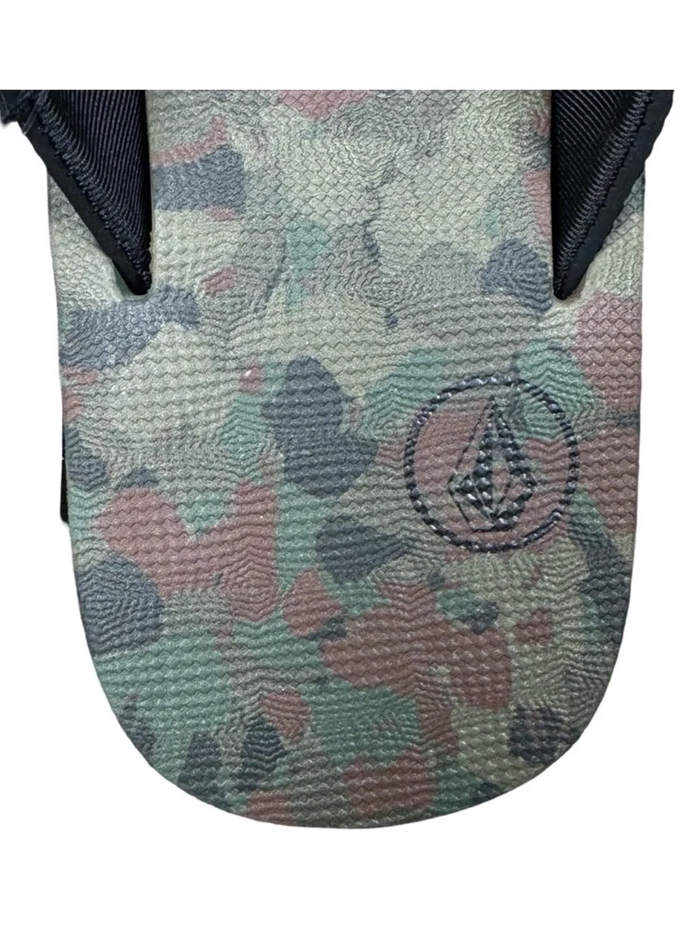 Volcom nwt victor