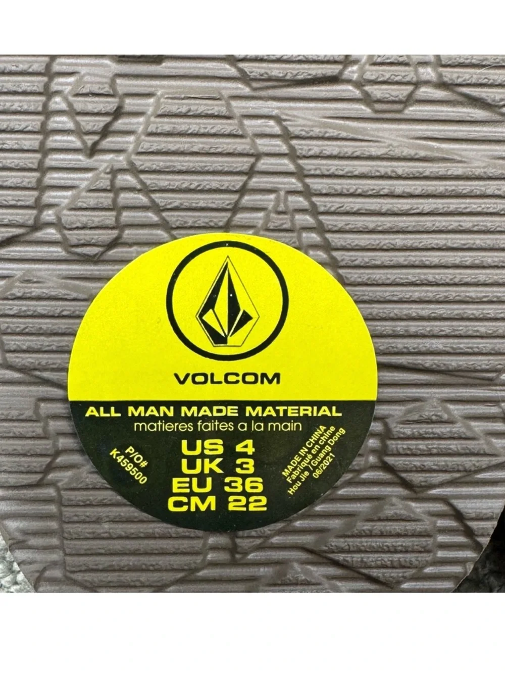 Volcom nwt victor