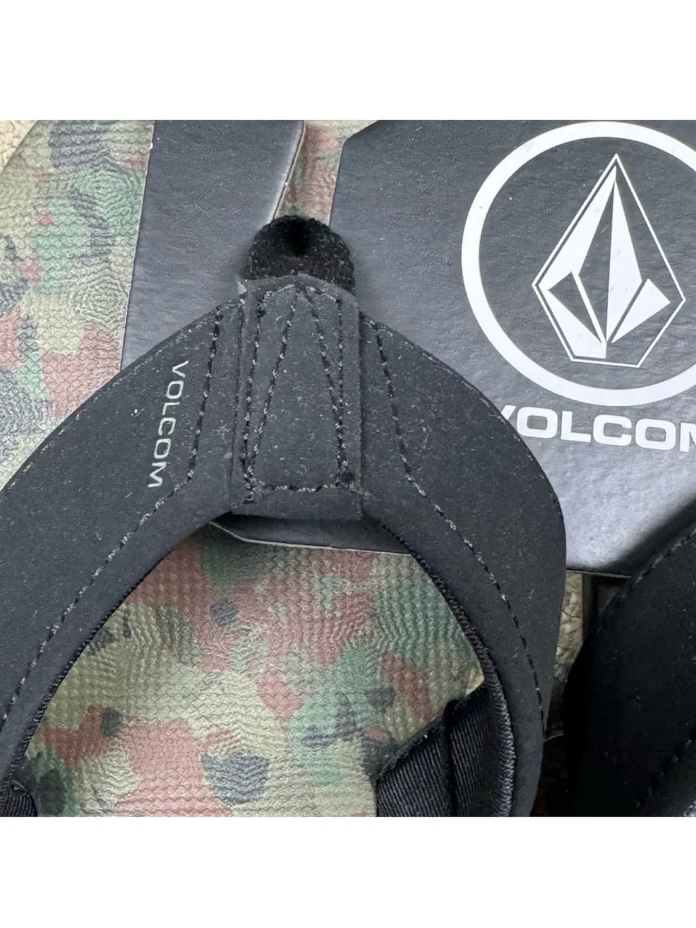 Volcom nwt victor
