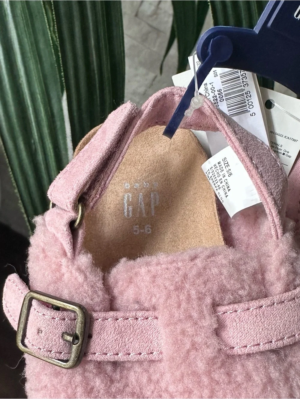 GAP plush fuzzy