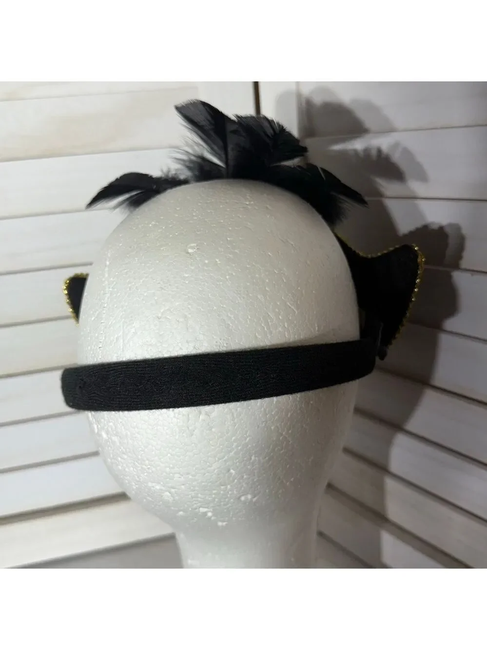 N/A costumes accents