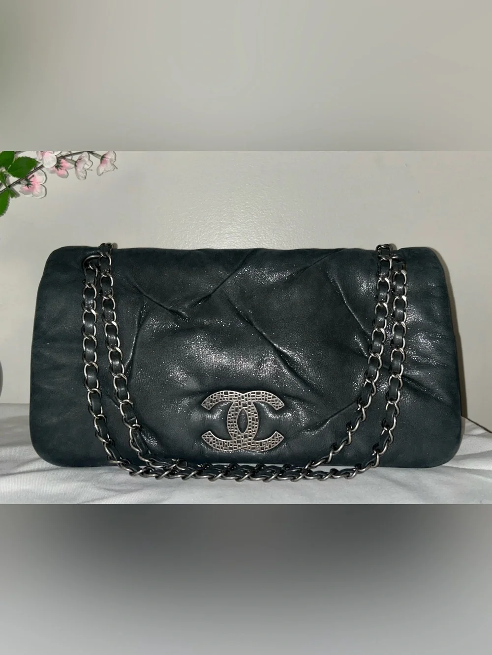 CHANEL Iridescent Calfskin Glint Large Flap Bag Charcoal Dark Grey