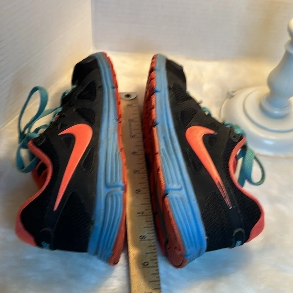 Nike Revolution 2 Sneakers, Size 6.5 Womens