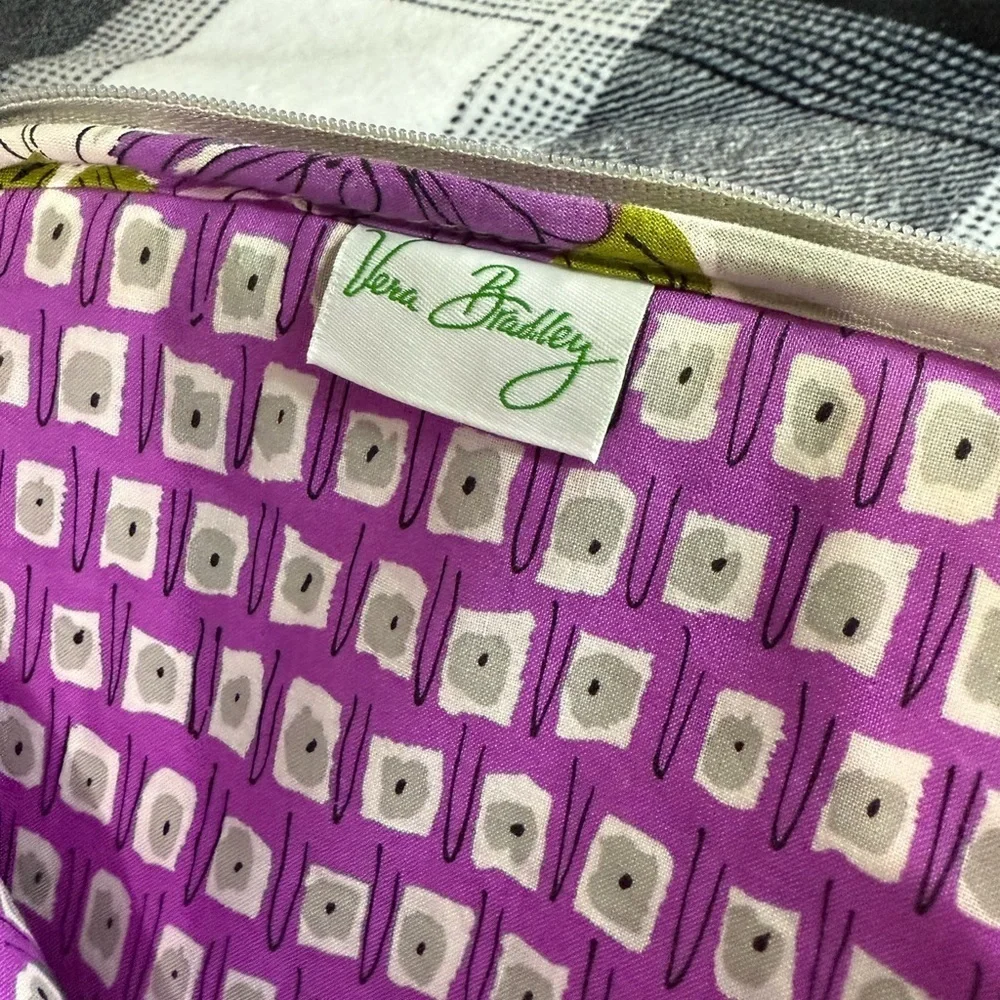 Vera Bradley gently used