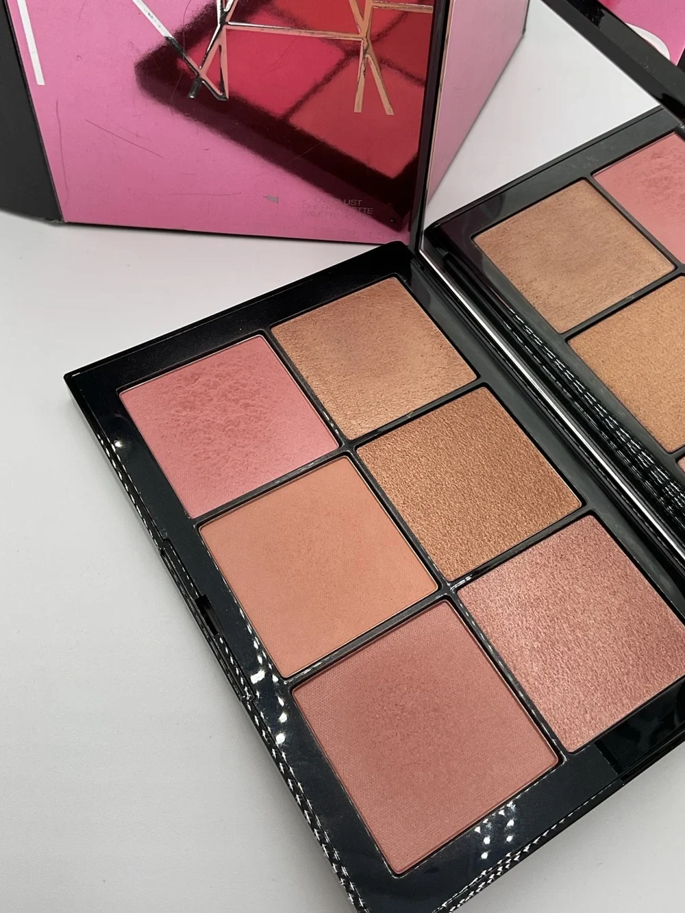 NARS overlust cheek