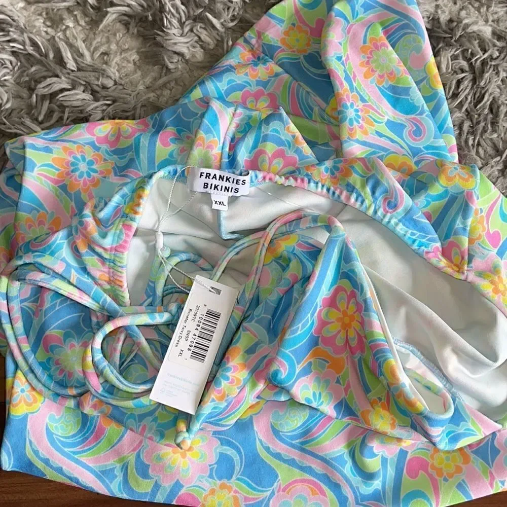 NWT Frankie’s Bikinis Terry coverup dress