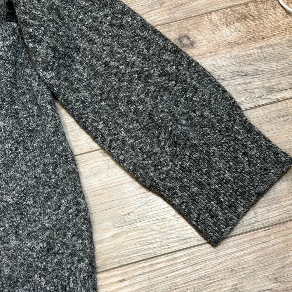 Workshop Republic Women's Gray Sweater Size Large