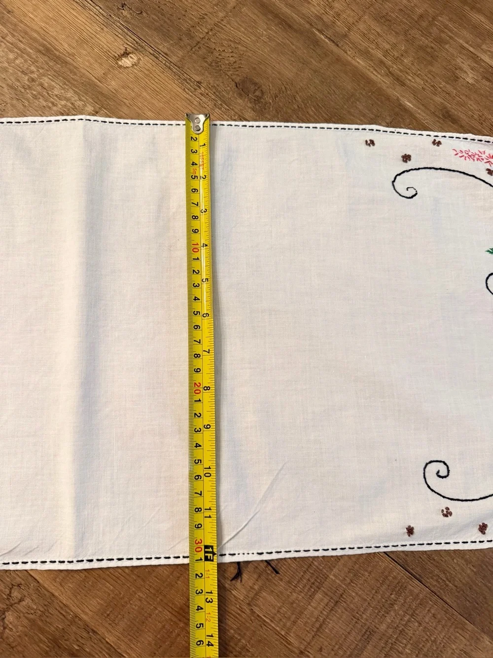 Vintage charming embroidered