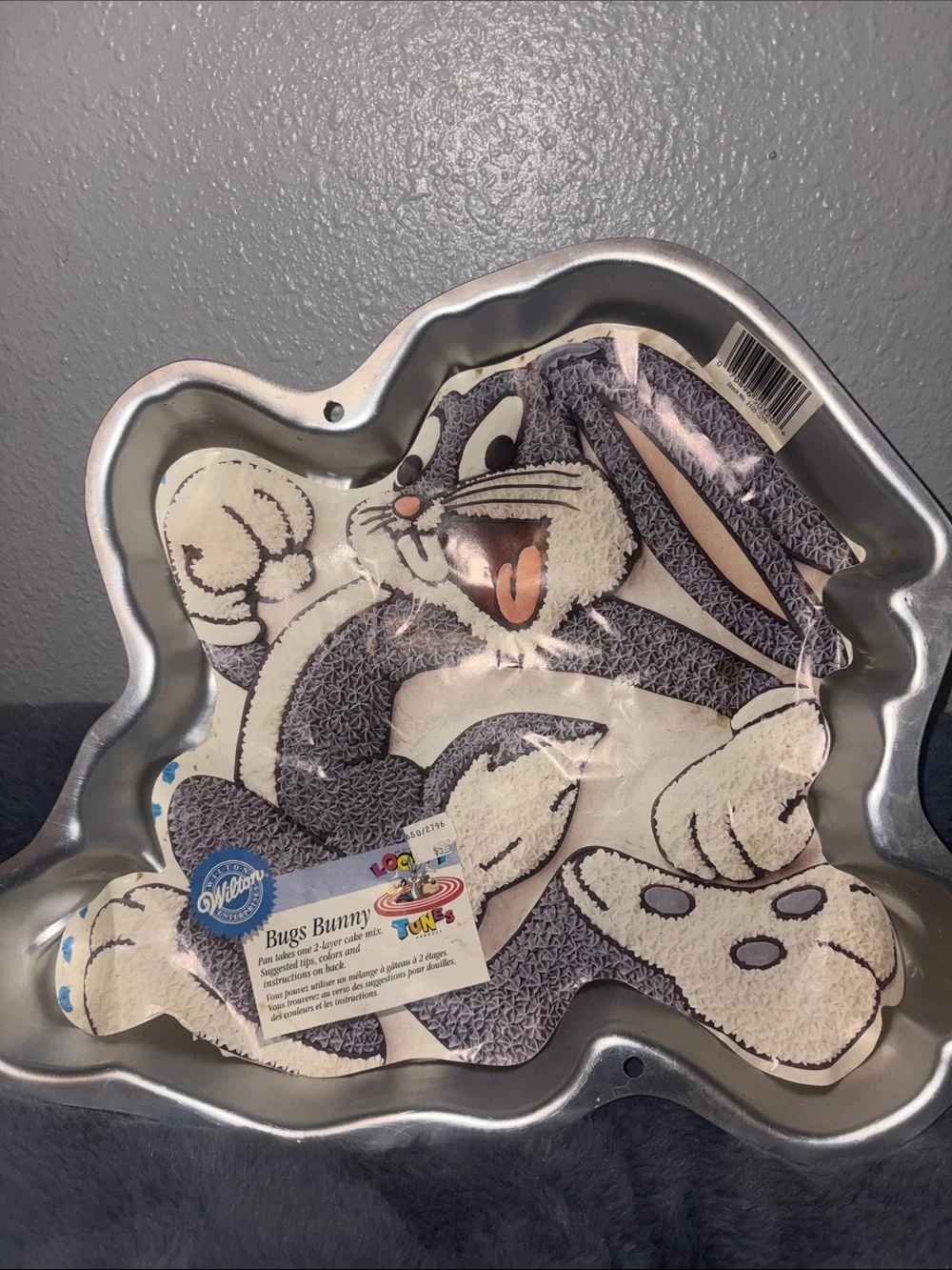 Wilton Bugs Bunny Cake Pan Looney Tunes 1996 Warner Bros 2105-3200 Aluminum Mold