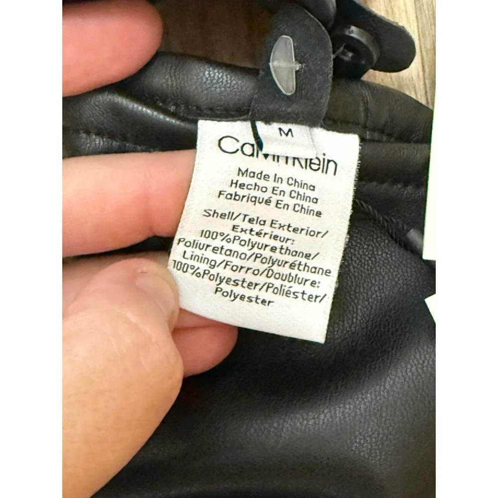 Calvin Klein calvin klein
