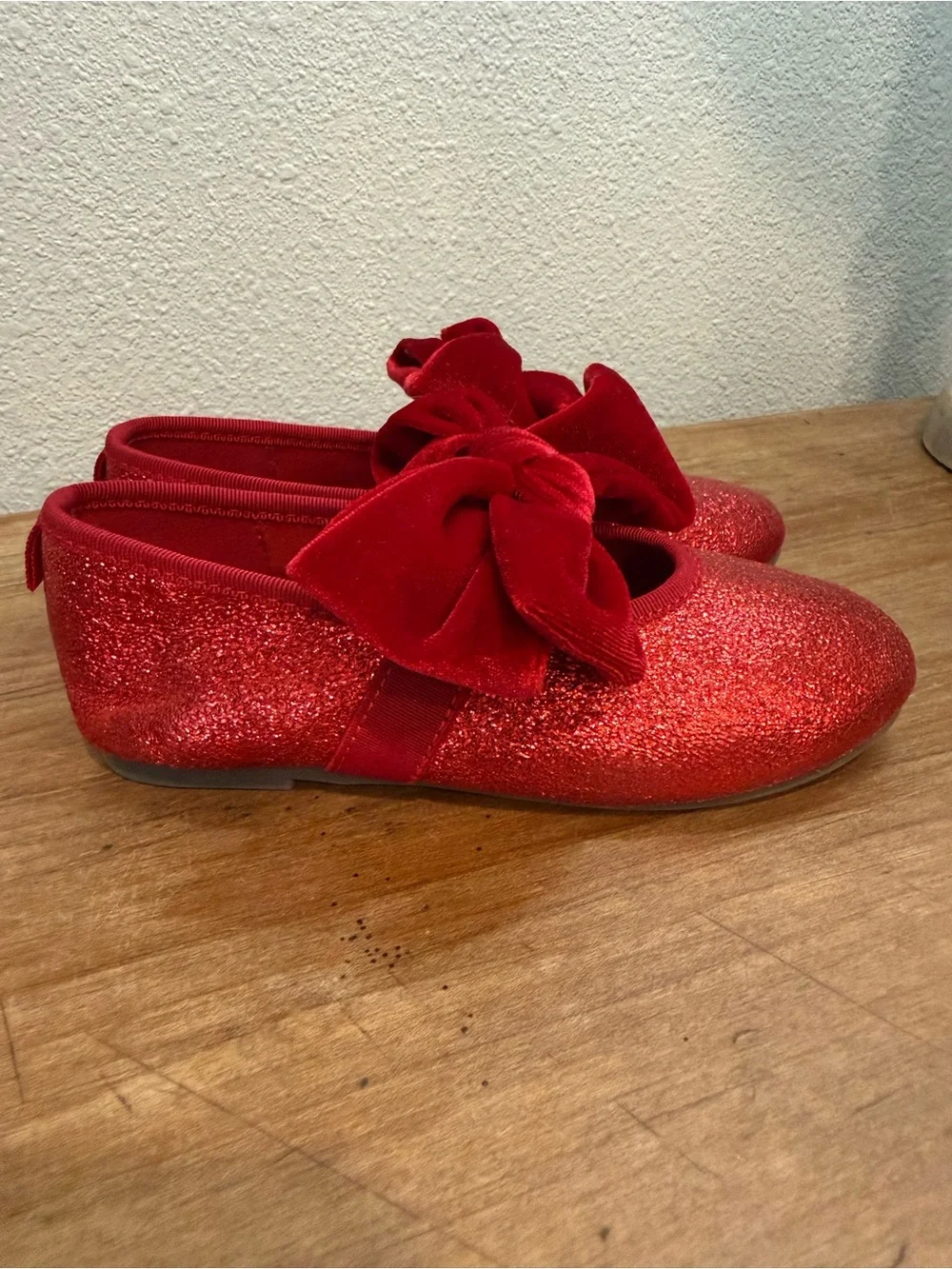 H&M sparkling red