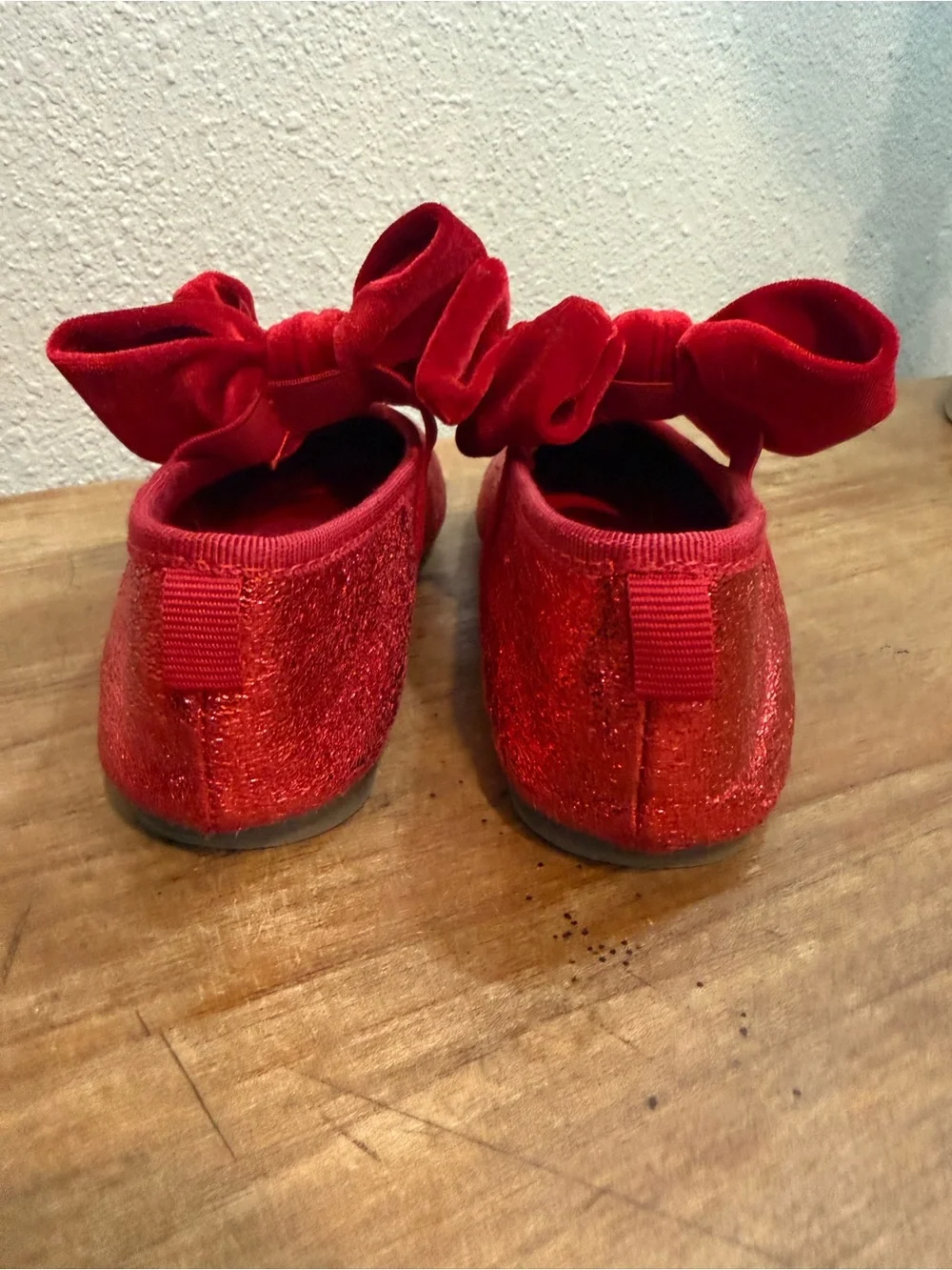H&M sparkling red