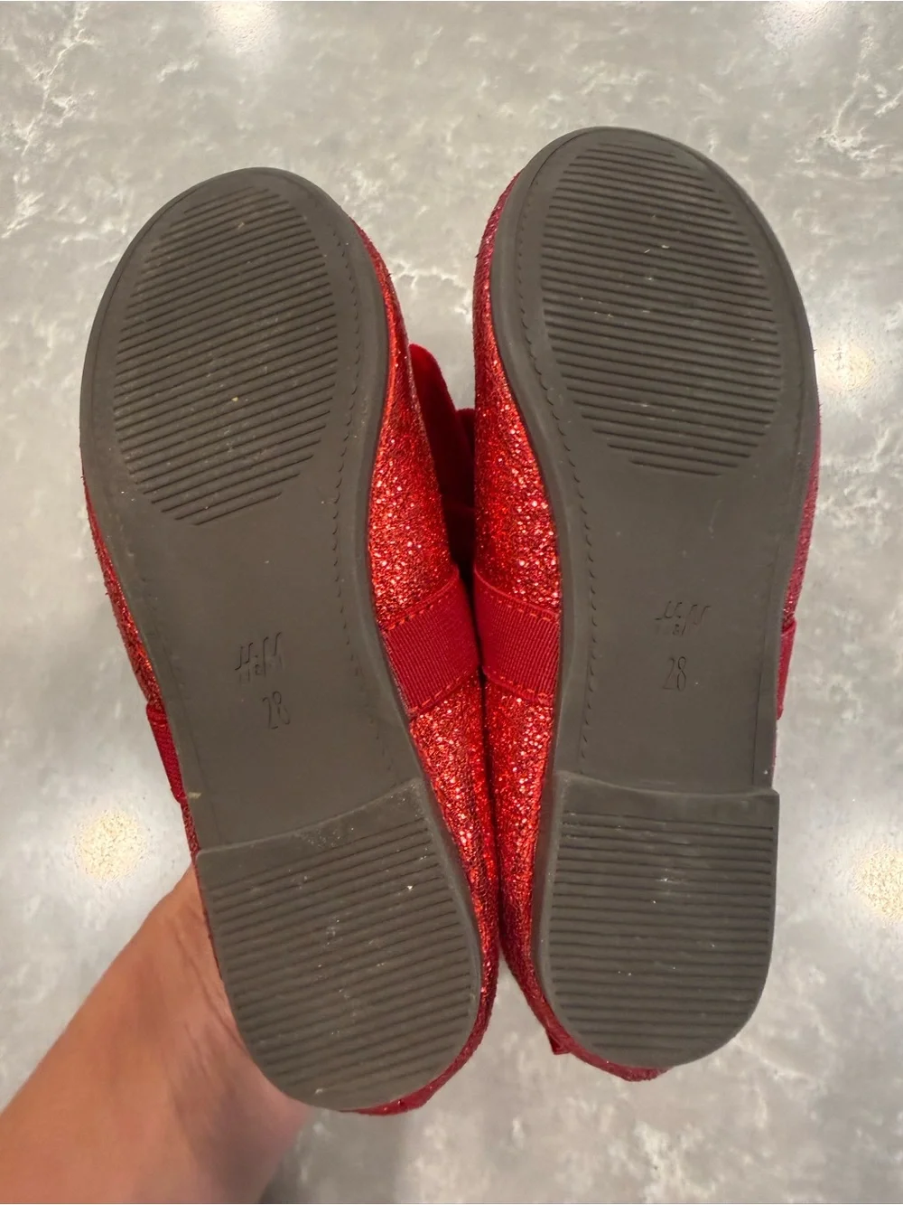 H&M sparkling red