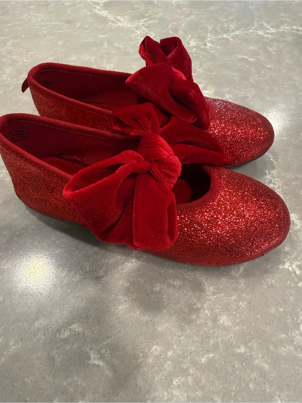 H&M sparkling red