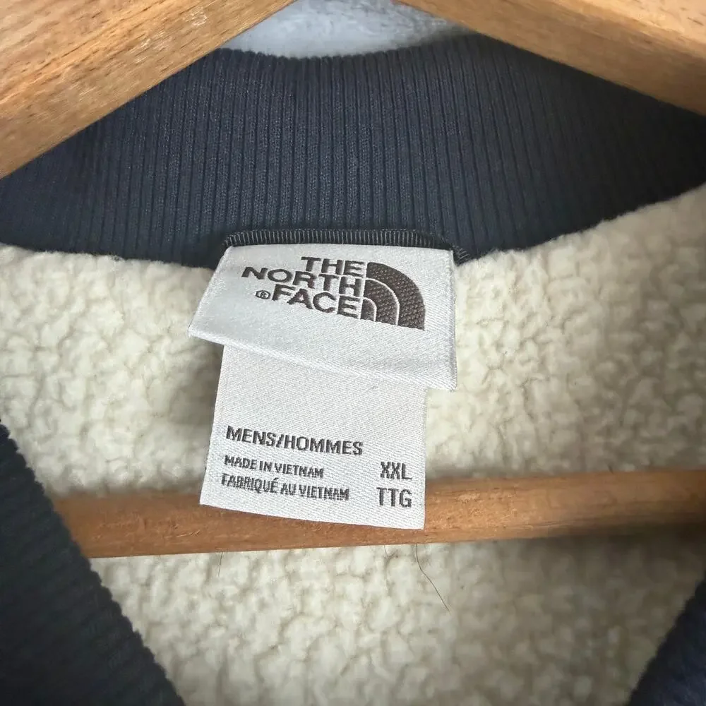 The North Face used excellent