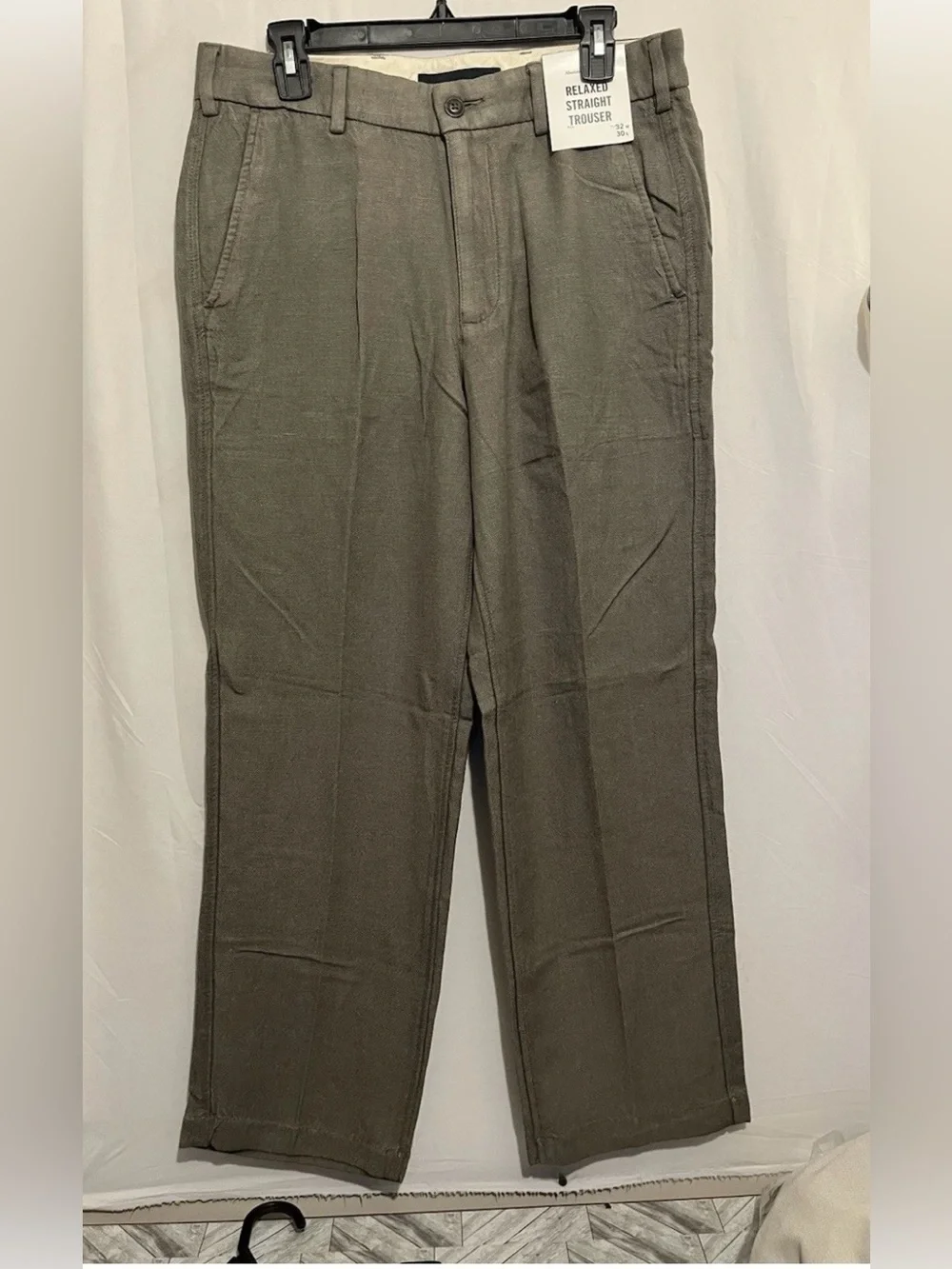 Abercrombie & Fitch Relaxed Straight Chinos - Olive