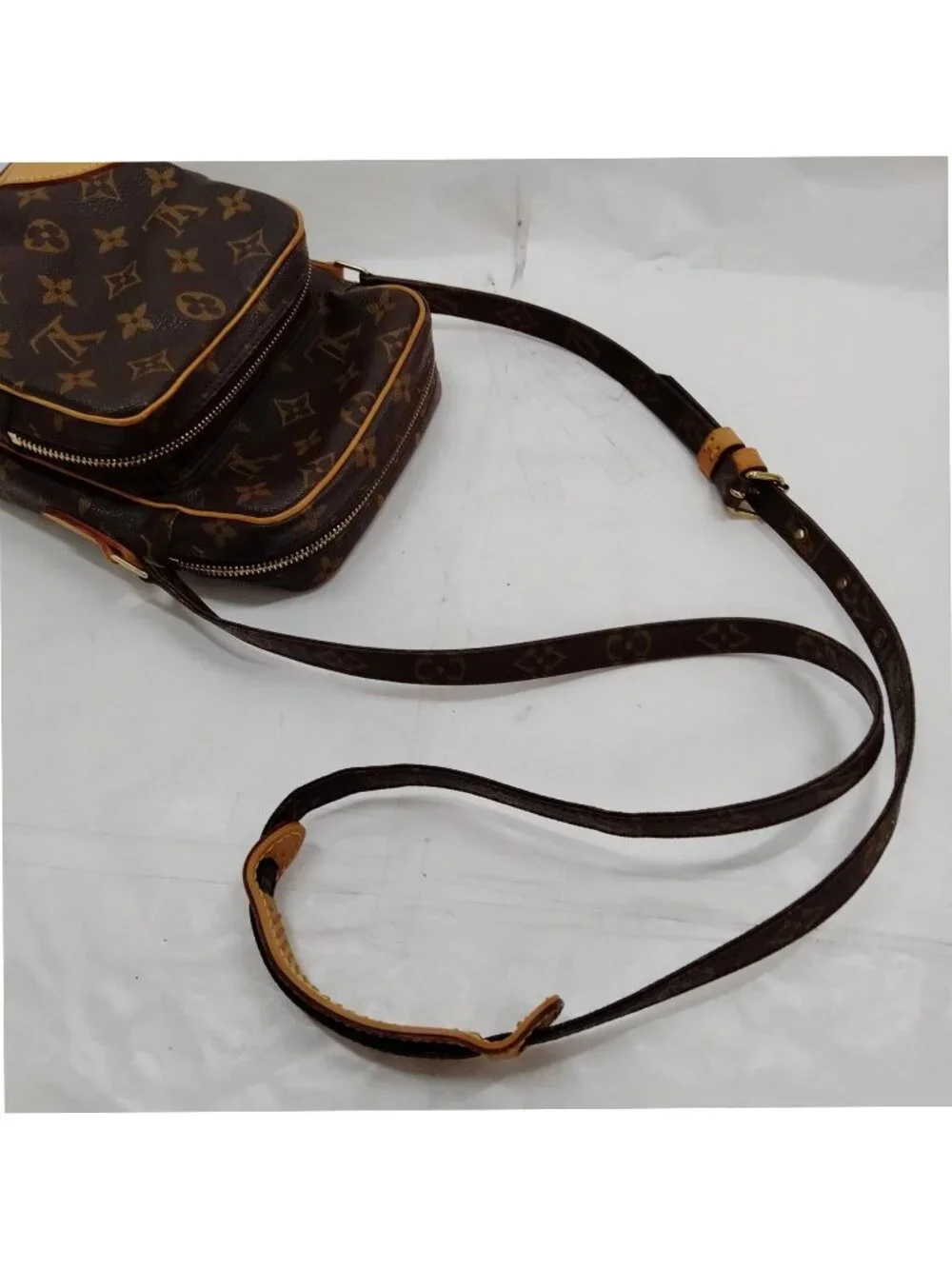 Authentic Louis Vuitton Monogram Amazone Crossbody Bag Vintage Shoulder Bag