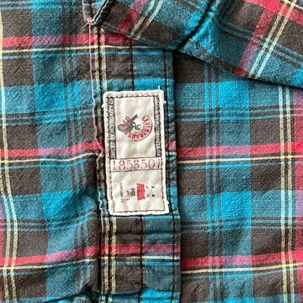 Levis levi plaid