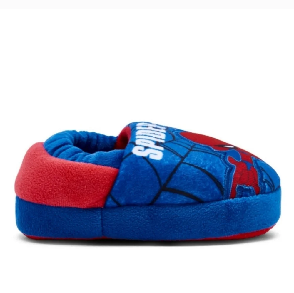 Marvel when footbed