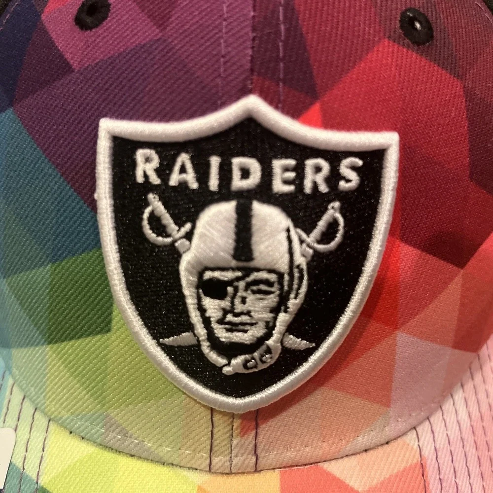 Las Vegas Raiders New Era 39THIRTY CRUCIAL CATCH‎ 2023 Sideline Hat Cap L/XL NWT