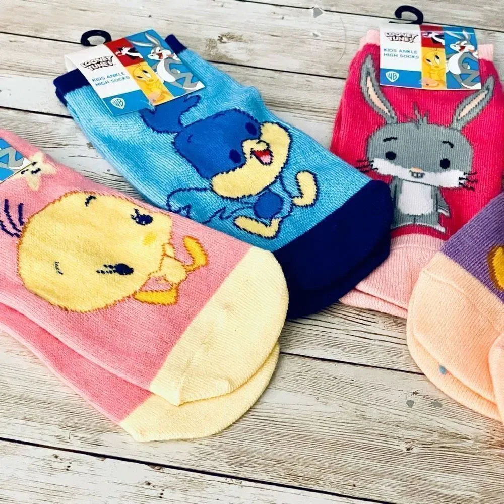NWT WB  Babies Looney Tunes Kids Girl’s 5 Pack Pink Blue Purple Ankle High Socks