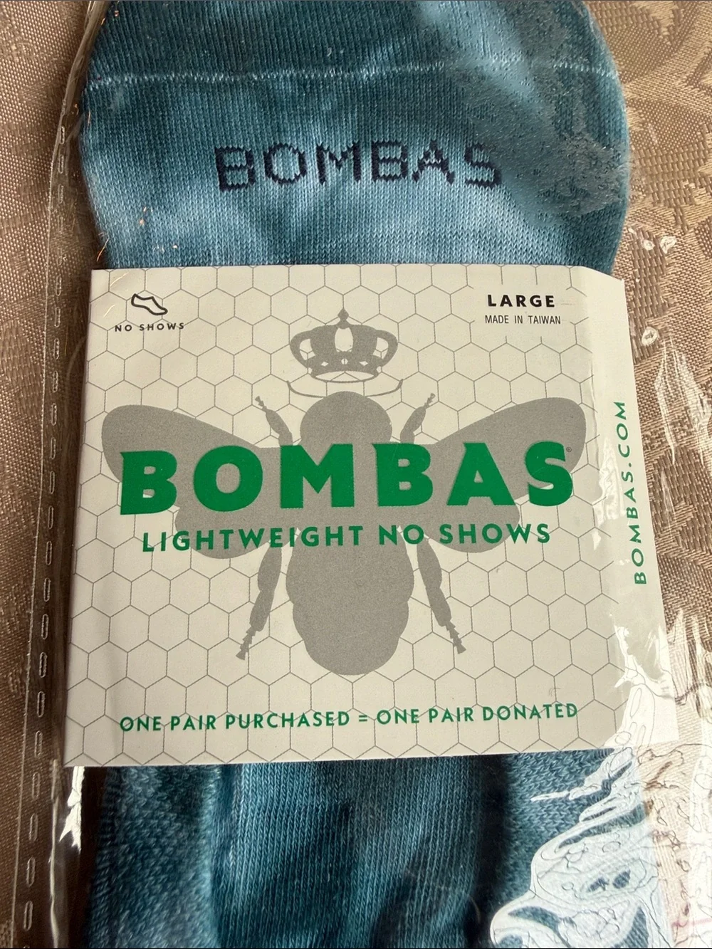 NWT Bombas Unisex Lightweight Tie Dye No Show BLUE Socks Comfy 2-Pack Size Large