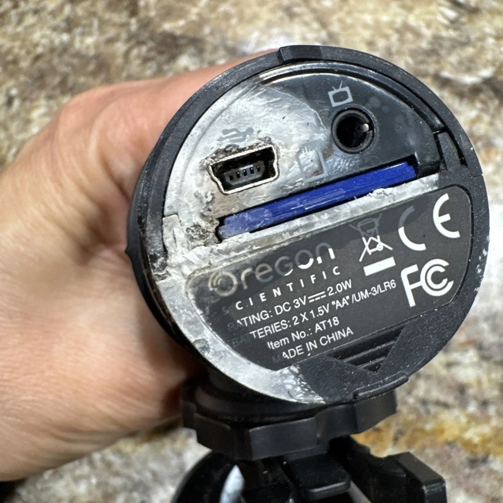 Oregon Scientific has sd